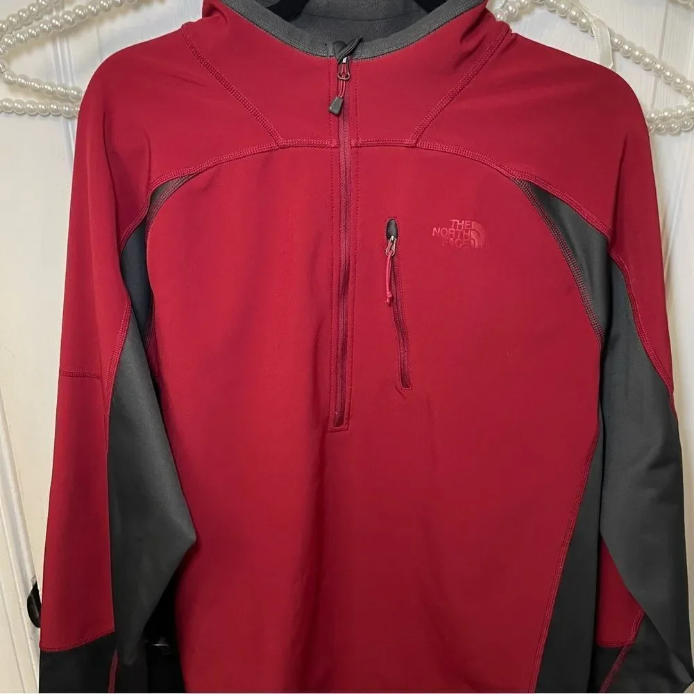 The North Face Men's Red and Gray Soft Shell 1/4 Zip Fleece Lined Pullover